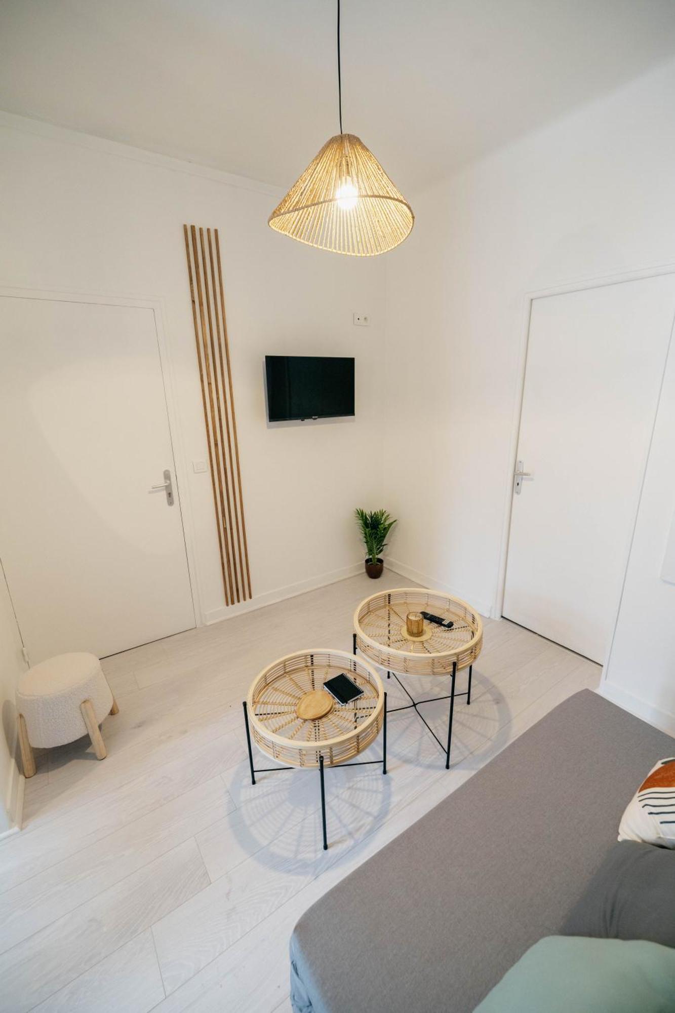 Verdant Oasis - Proche Du Centre - Wifi Gratuit - Parking A Proximite 卢德 外观 照片